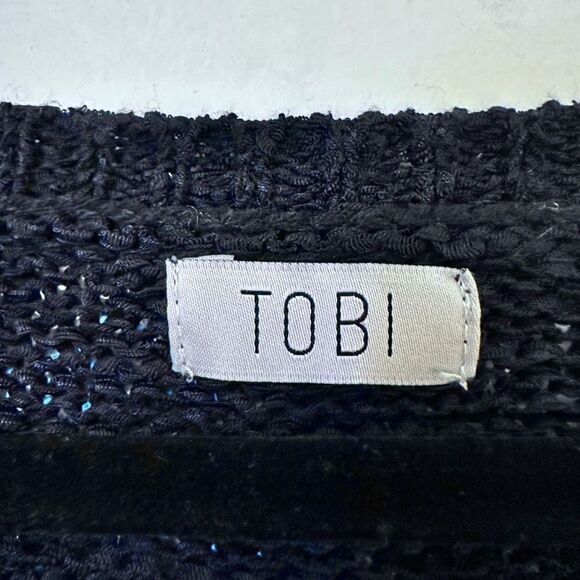 Tobi Cable Knit Round Neck Long Bell Sleeve Pullover Sweater Black Size Medium - Picture 3 of 4